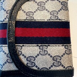 Vintage Gucci monogram Web, Sherri line wallet with coin purse